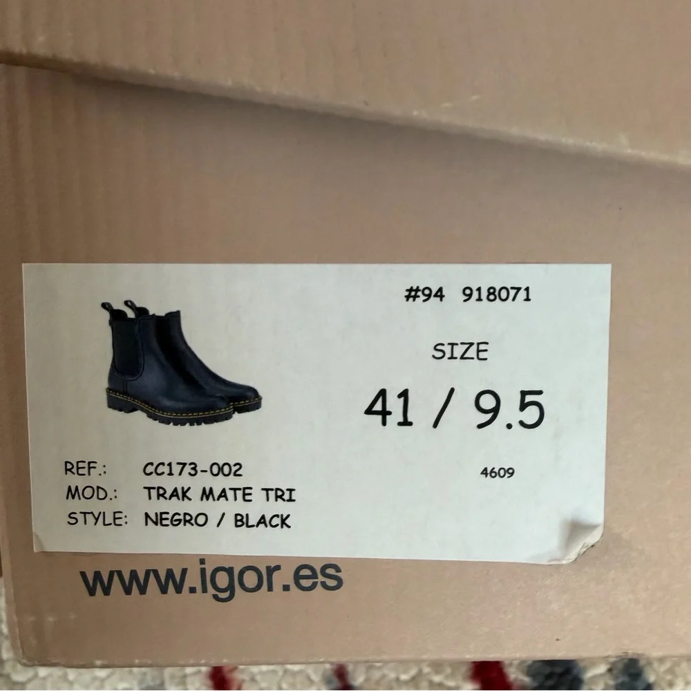 Igor Black Chelsea Rain Boots with Yellow Stitching - Picture 6 of 6